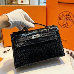 <AUTHENTIC>Hermès Kelly Cut Clutch in Black